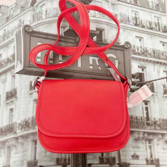 Coach 57731 Saddle 18 IN Deep Coral - Picture 6 of 6